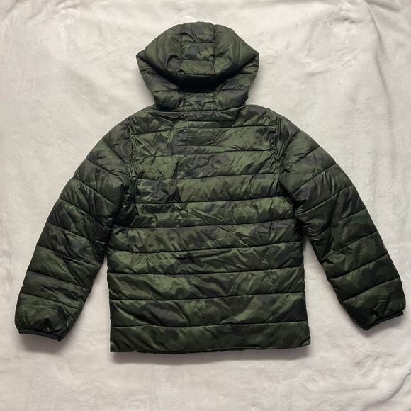 Camouflage Puffer Jacket Hooded Zip Up Skiing or Base Layer Boys Size L 10 12 - Picture 7 of 7